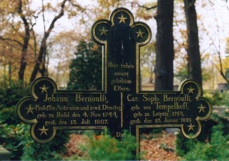 Grabkreuz fuer / 
Cross of the grave Johann III Bernoulli
