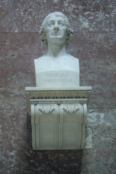 Bueste von N. Kopernikus /
bust of N. Copernicus